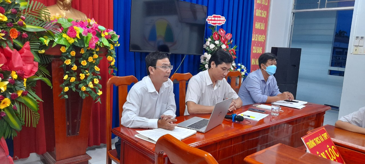 Thầy thiện lấy