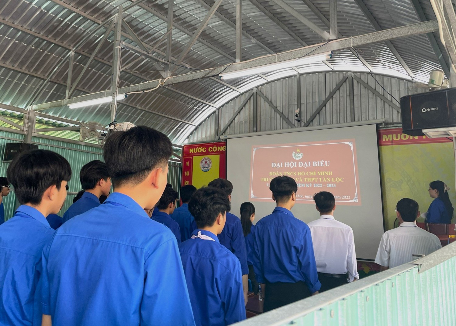 Chào cờ khai mạc ĐH