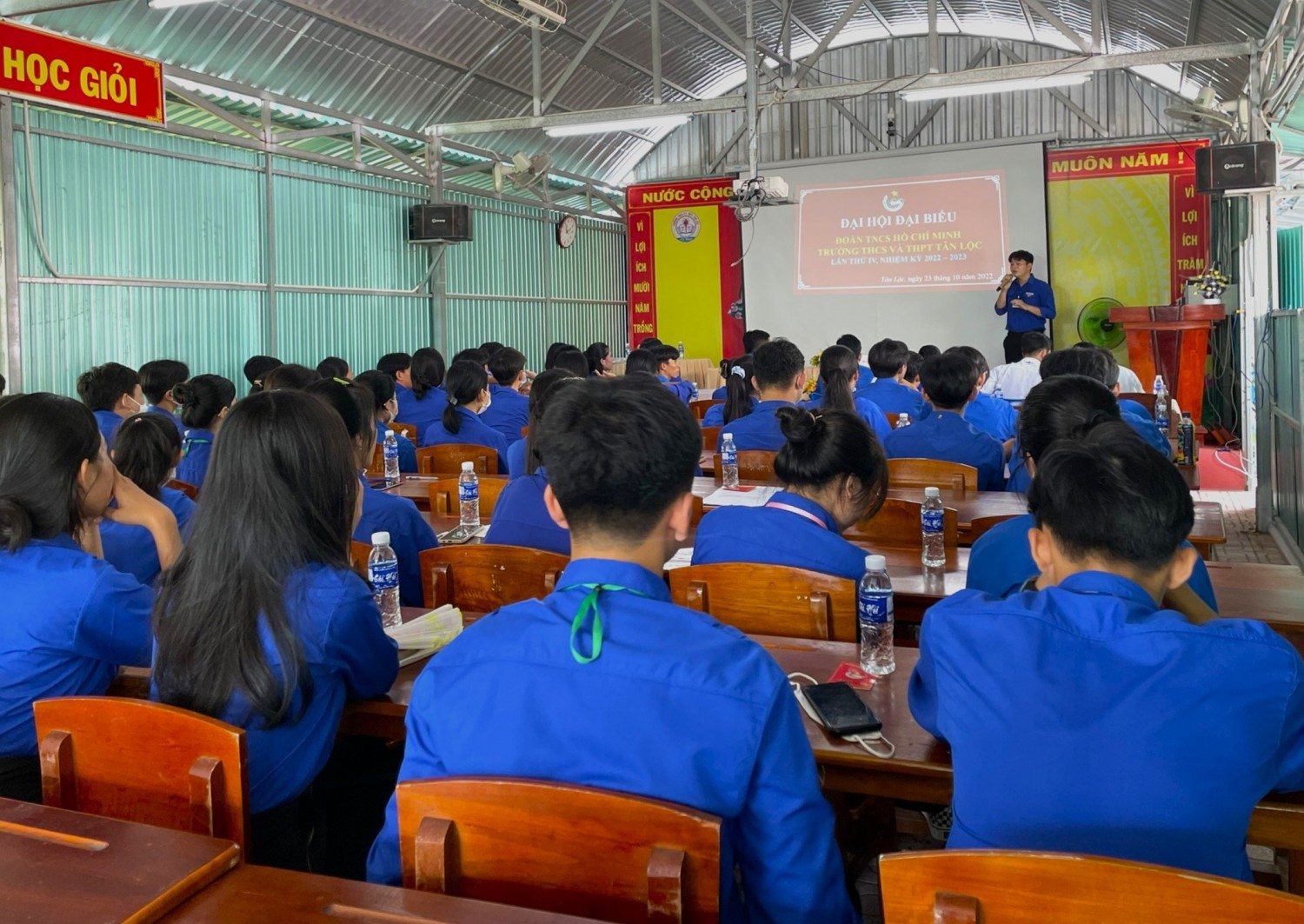 Văn nghệ Đại hội