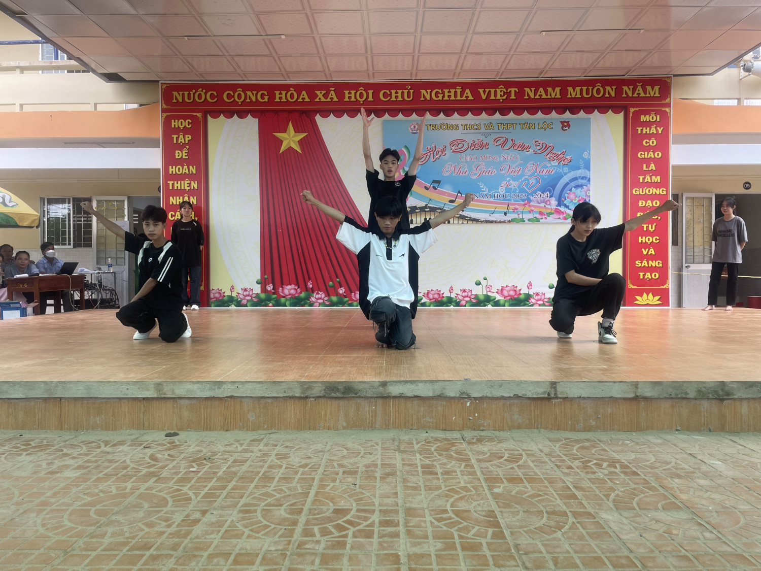 hình vn 10