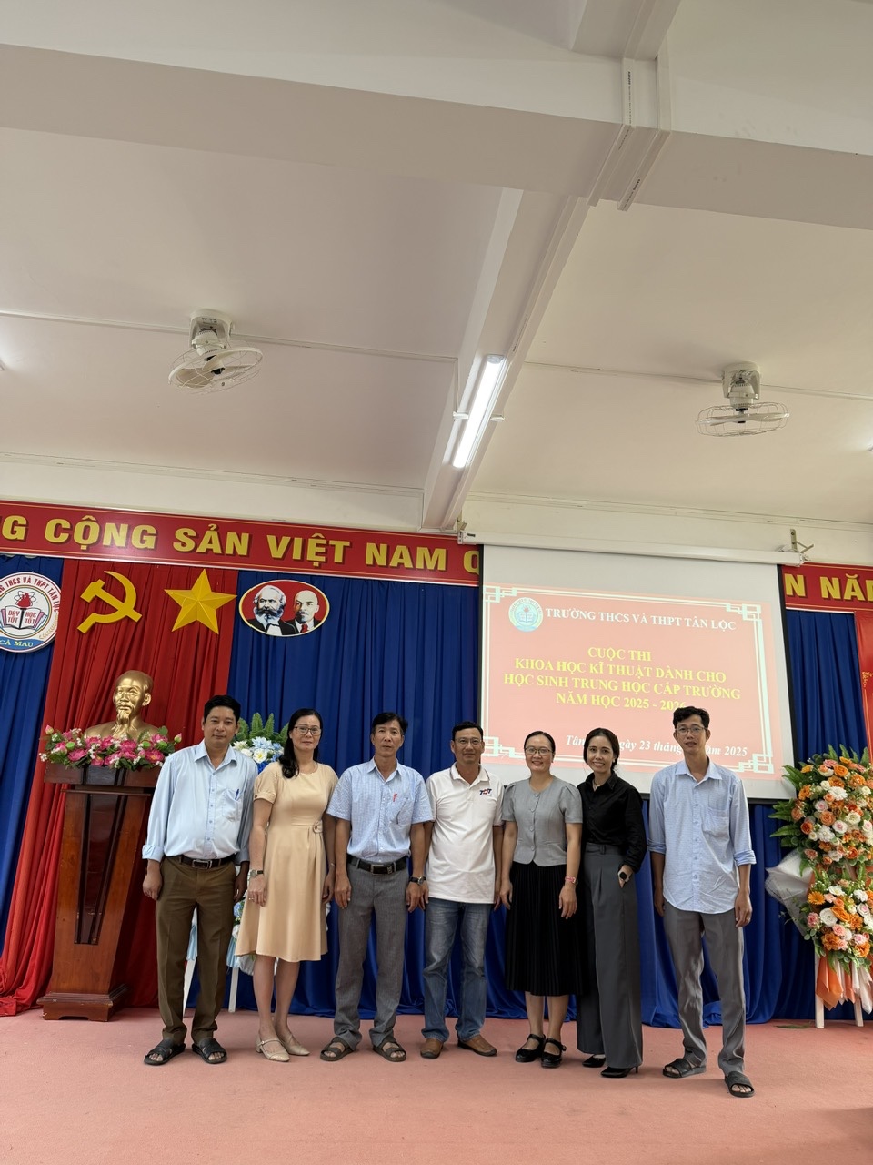 TRƯỜNG THCS VÀ THPT TÂN LỘC TỔ CHỨC CUỘC THI KHOA HỌC KỸ THUẬT CẤP TRƯỜNG NĂM HỌC 2025-2026