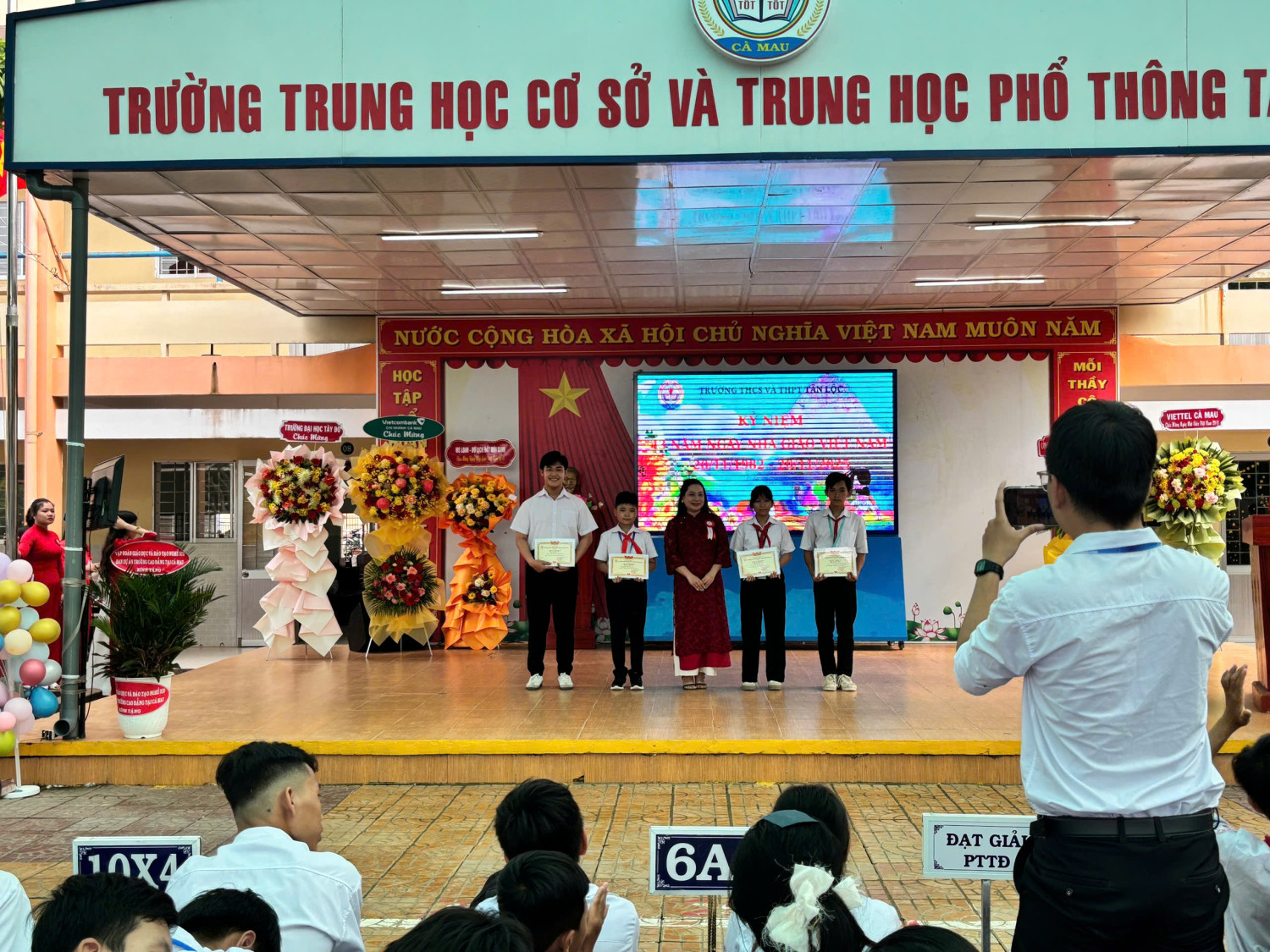 lễ 18